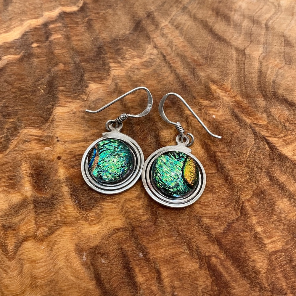Vintage 925 Silver Swirl Earrings w/Diochroic glass stone pierced French Hooks - Picture 2 of 4